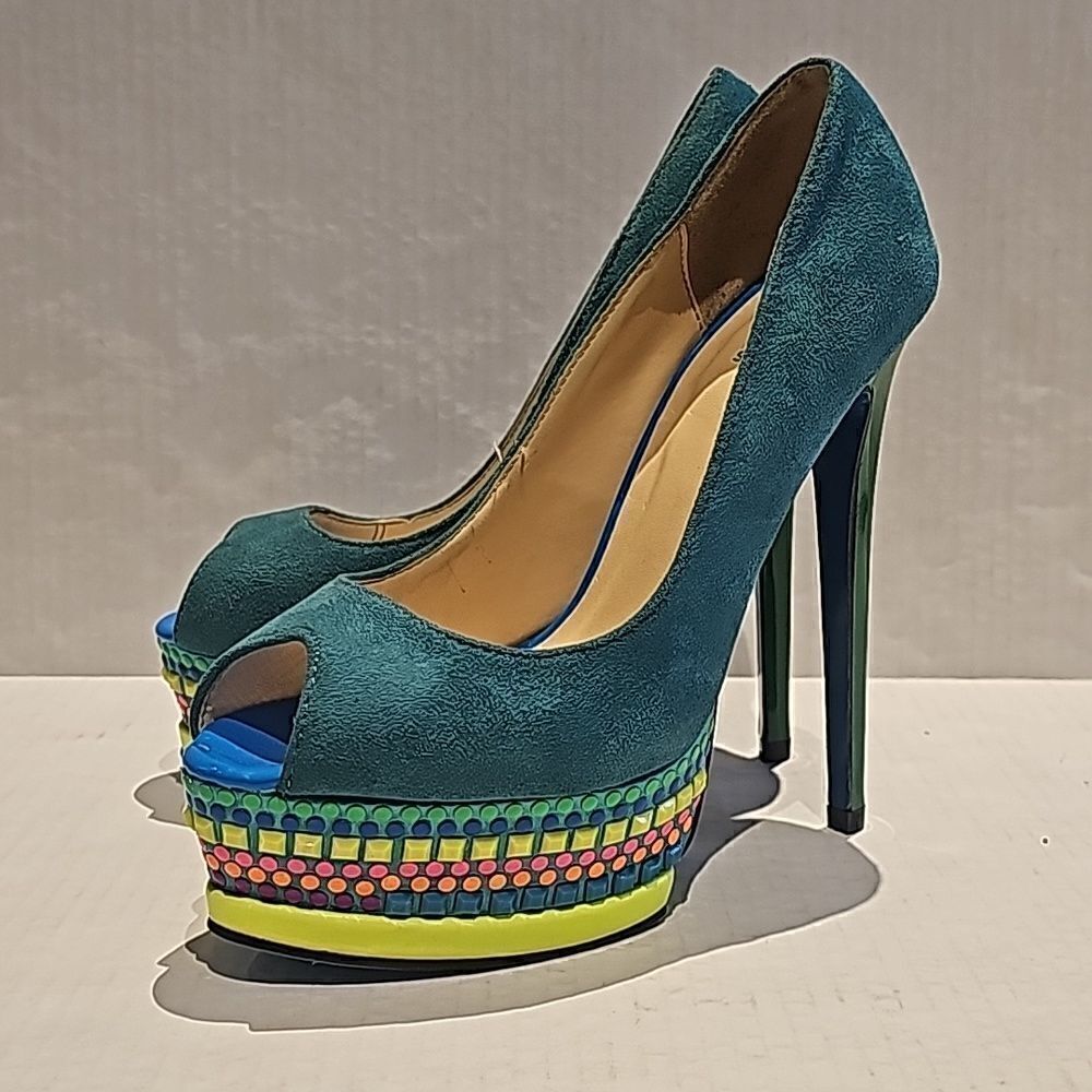 Neon Platform heels by Scene size 7.5